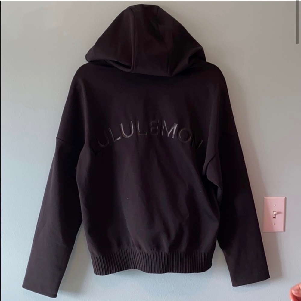 Lululemon Shaped Expression Jacket - Picture 3 of 3